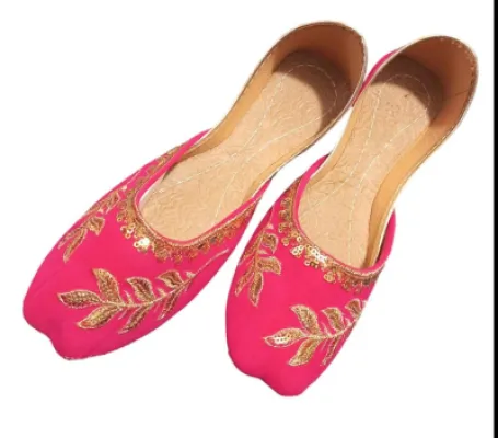 Pink Velvet Khussa — Golden Leaf and Sequin — Khussa